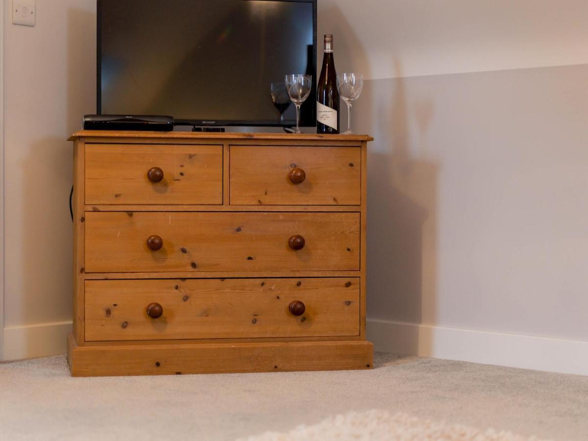 Pass The Keys Superb Space In The Idyllic Village Of Loppington Shrewsbury Exteriör bild
