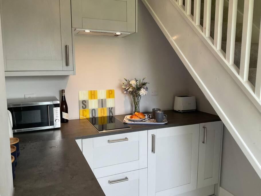 Pass The Keys Superb Space In The Idyllic Village Of Loppington Shrewsbury Exteriör bild